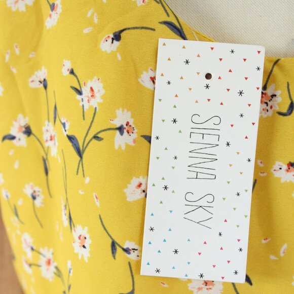 Sienna Sky Womens Top, Size Medium, Yellow Floral Tie-Front Sleeveless, - Picture 9 of 11